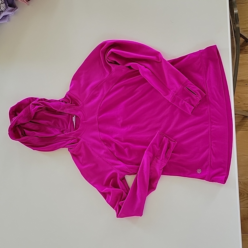 Athleta girl thin pullover in size 8/10